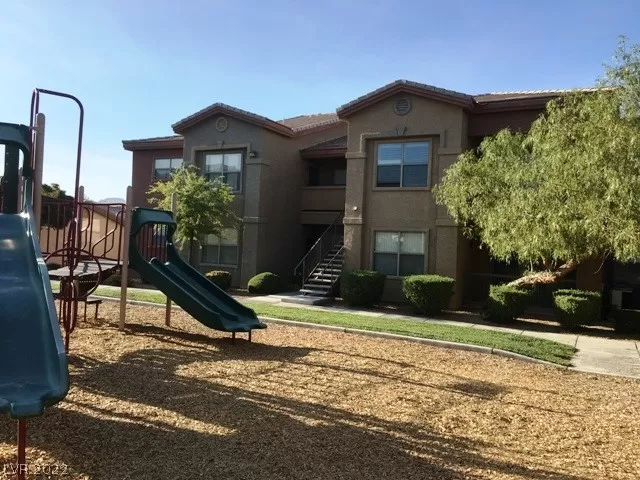 MLS: 2390956 Condo For Sale