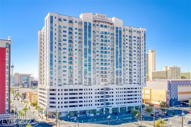 MLS: 2391040 Condo For Sale
