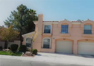 Photo #2: 2391072 Listing 