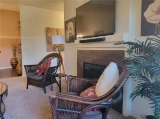 Photo #3: 2391087 Listing 