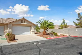 Photo #2: 2391094 Listing