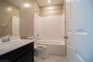 Photo #4: 2391123 Listing 