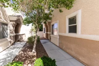 Photo #1: 2391142 Listing 