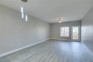 Photo #2: 2391160 Listing