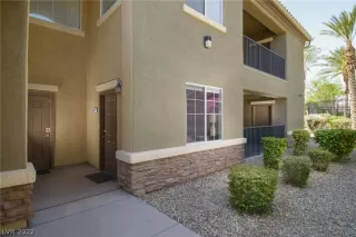 Photo #6: 2391166 Listing