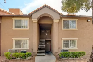 Photo #1: 2391185 Listing