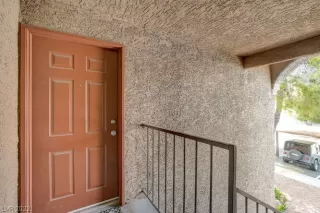 Photo #3: 2391185 Listing