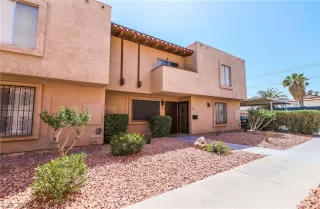 Photo #2: 2391195 Listing 