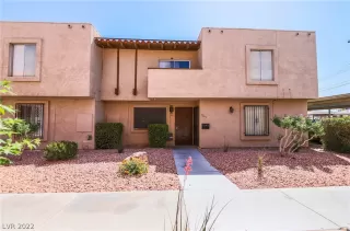 Photo #3: 2391195 Listing 