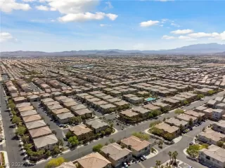 Photo #4: 2391201 Listing 