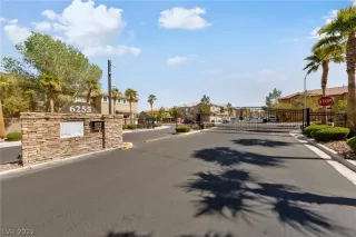 Photo #6: 2391201 Listing 