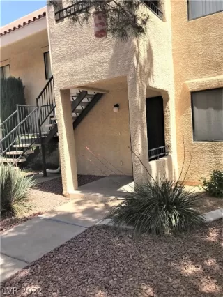 Photo #1: 2391227 Listing 