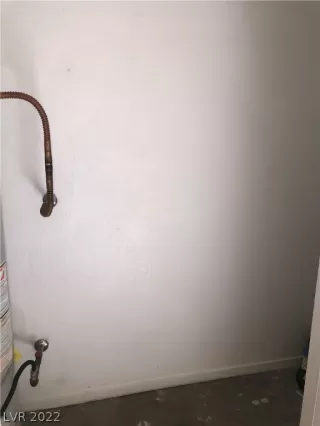 Photo #6: 2391227 Listing 