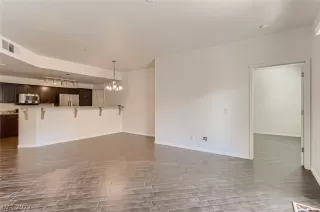 Photo #6: 2391228 Listing 