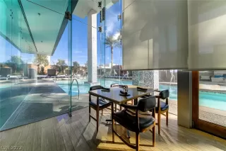 Photo #6: 2391237 Listing