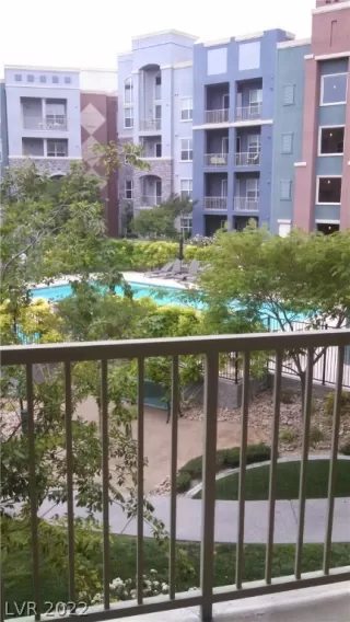 Photo #2: 2391281 Listing