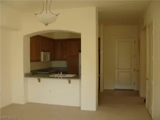 Photo #3: 2391281 Listing