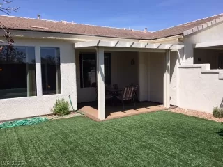 Photo #5: 2391326 Listing 