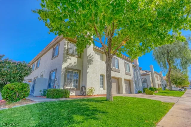 MLS: 2391340 Condo For Sale