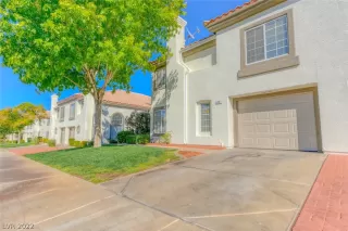 Photo #3: 2391340 Listing 