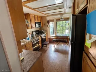 Photo #2: 2391351 Listing 