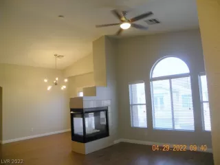 Photo #1: 2391381 Listing