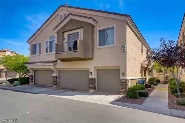 MLS: 2391394 Condo For Sale