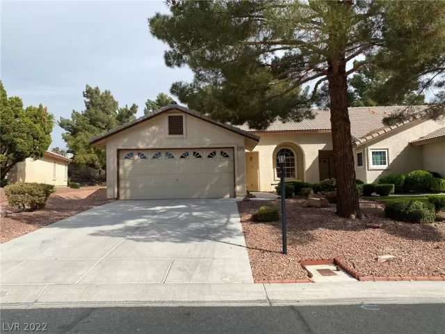 MLS: 2391437 Condo For Sale