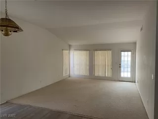 Photo #1: 2391437 Listing 