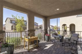 Photo #2: 2391473 Listing