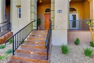 Photo #5: 2391479 Listing 