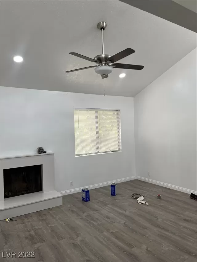 MLS: 2391538 Condo For Sale