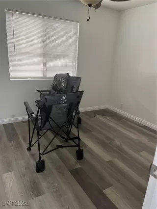 Photo #5: 2391538 Listing 