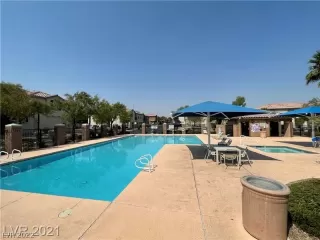 Photo #4: 2391549 Listing 