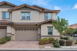 Photo #1: 2391593 Listing 