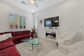 Photo #3: 2391593 Listing 