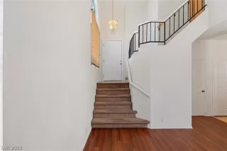 Photo #1: 2391600 Listing 