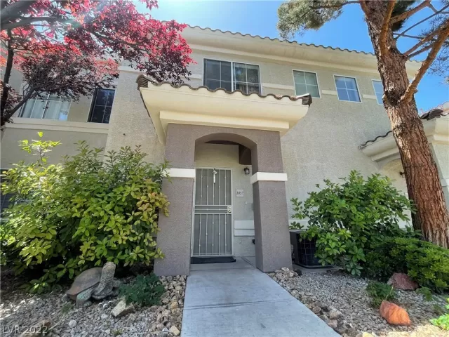 MLS: 2391640 Condo For Sale