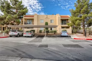 Photo #1: 2391642 Listing