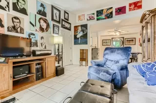 Photo #5: 2391664 Listing