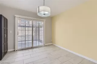 Photo #6: 2391672 Listing 