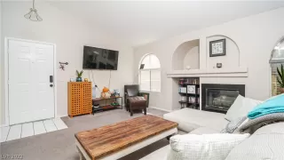 Photo #1: 2391685 Listing