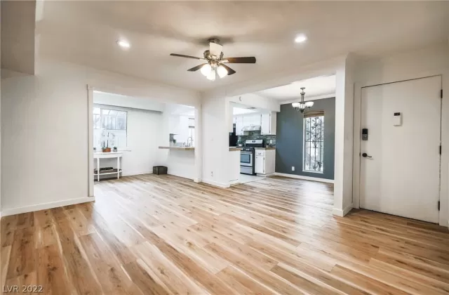 MLS: 2391692 Condo For Sale