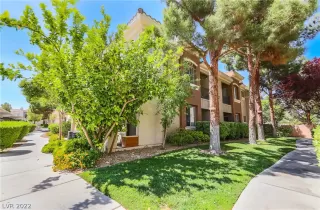 Photo #1: 2391719 Listing 