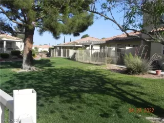 Photo #2: 2391749 Listing 