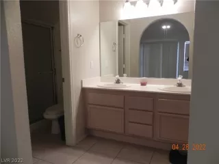 Photo #6: 2391749 Listing 