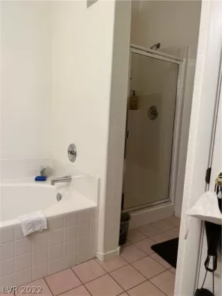 Photo #6: 2391772 Listing