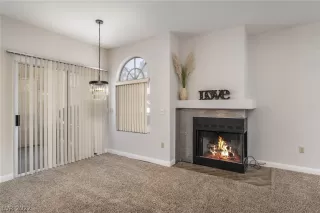 Photo #3: 2391834 Listing 