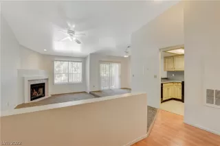Photo #1: 2391883 Listing 