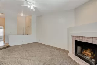 Photo #3: 2391883 Listing 